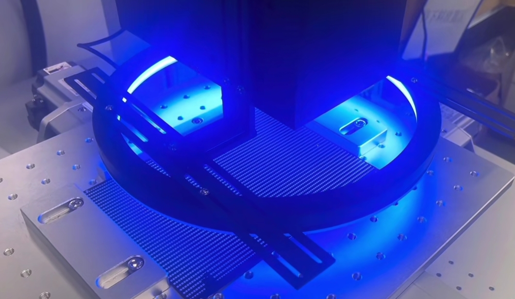 視覺定位激光打標(biāo)機(jī)演示 視覺定位激光打標(biāo)機(jī)演示